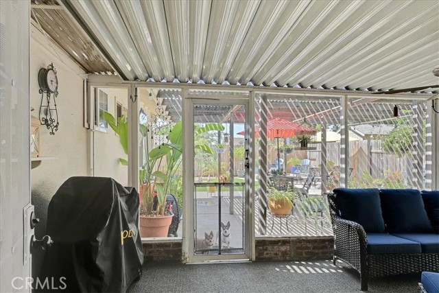 1986 14th Street, Olivehurst CA: https://media.crmls.org/medias/3f1b1ab2-a2cd-41e7-bbb7-080e0c48d9d7.jpg