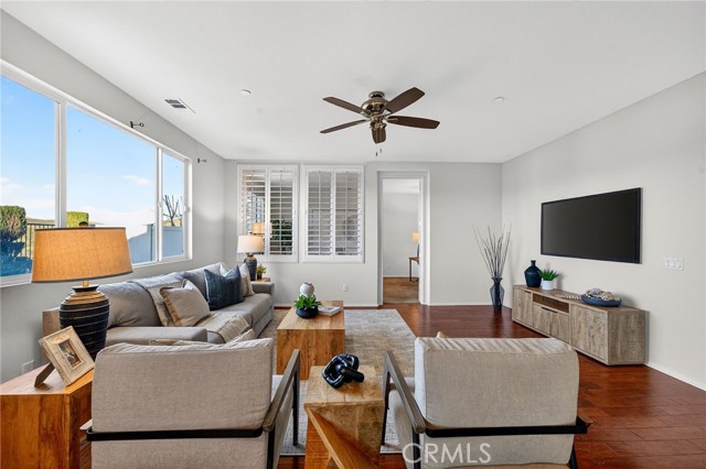 Detail Gallery Image 9 of 52 For 4154 Alderwood Pl, Lake Elsinore,  CA 92530 - 5 Beds | 3 Baths