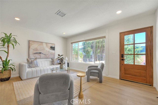 5221 Farago Avenue, Temple City CA: https://media.crmls.org/medias/3f1c0946-dcb0-4a4c-a8e0-525fa3dc684a.jpg