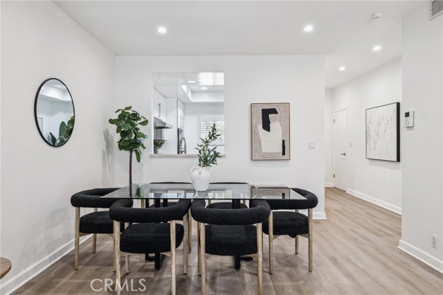 Detail Gallery Image 10 of 36 For 450 San Vicente Bld #203,  Santa Monica,  CA 90402 - 2 Beds | 2 Baths