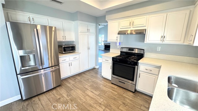 Detail Gallery Image 8 of 34 For 35565 Billie Ann, Wildomar,  CA 92595 - 4 Beds | 2/1 Baths