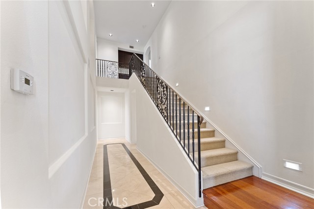 2528 N San Miguel Drive, Orange CA: https://media.crmls.org/medias/3f1c9263-d479-4af4-b81f-6b338bb31df6.jpg