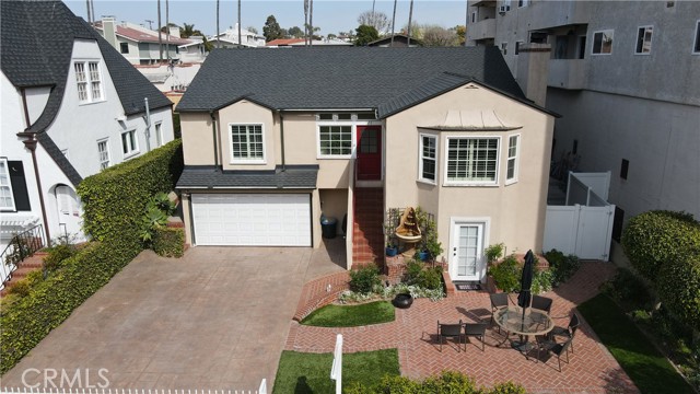 726 Esplanade, Redondo Beach, California 90277, 4 Bedrooms Bedrooms, ,4 BathroomsBathrooms,Residential,Sold,Esplanade,SB21042044