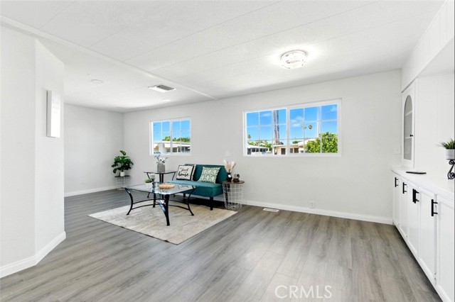 900 Santa Clara Circle, Hemet CA: https://media.crmls.org/medias/3f1d93bc-fbde-4c55-8562-6e5c513366ea.jpg