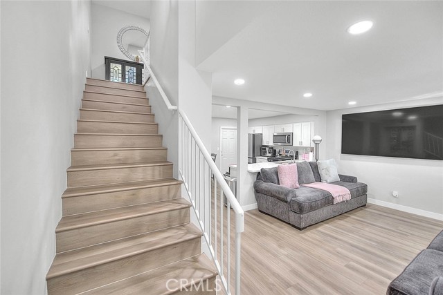 Detail Gallery Image 17 of 65 For 12415 Imperial #41,  Norwalk,  CA 90650 - 2 Beds | 2/1 Baths