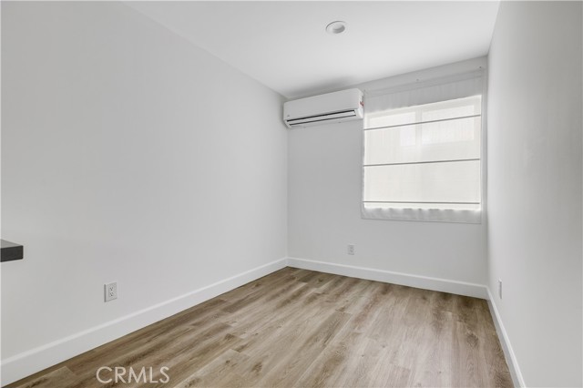 6219 1/2 Agnes Avenue, North Hollywood CA: https://media.crmls.org/medias/3f1edc2b-4168-4782-88f2-69fdbb87e92a.jpg