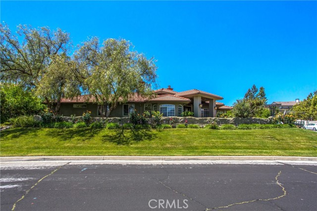 Detail Gallery Image 3 of 56 For 34879 Olive Tree Ln, Yucaipa,  CA 92399 - 3 Beds | 2/1 Baths