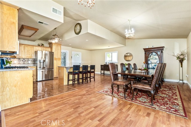 7240 Iverson Place, Paso Robles CA: https://media.crmls.org/medias/3f1f4296-d311-4cdd-a9ec-59ebcc9cb615.jpg