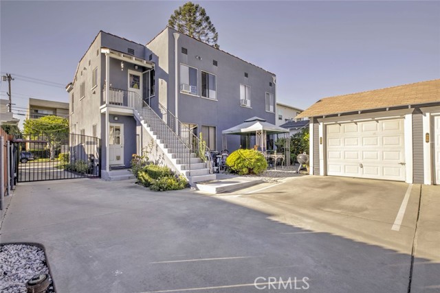 Detail Gallery Image 4 of 27 For 324 N Adams, Glendale,  CA 91206 - 5 Beds | 3 Baths