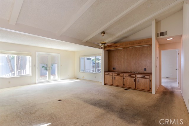 Detail Gallery Image 9 of 25 For 2528 Park Lake #108,  Santa Ana,  CA 92705 - 2 Beds | 2 Baths