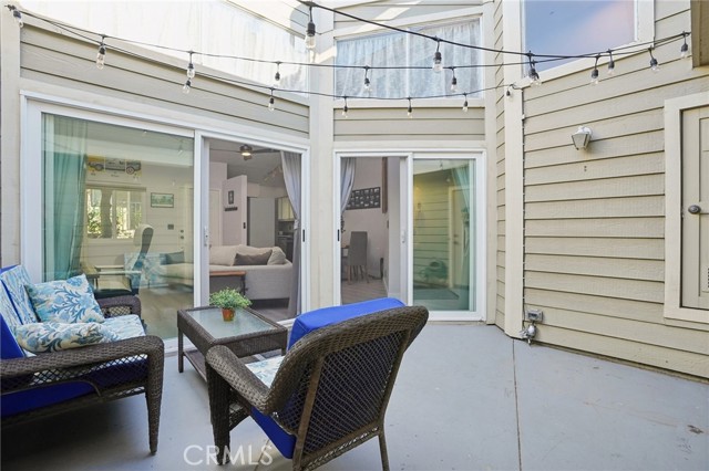 Detail Gallery Image 22 of 24 For 11377 Osborne Pl #13,  Sylmar,  CA 91342 - 2 Beds | 2/1 Baths