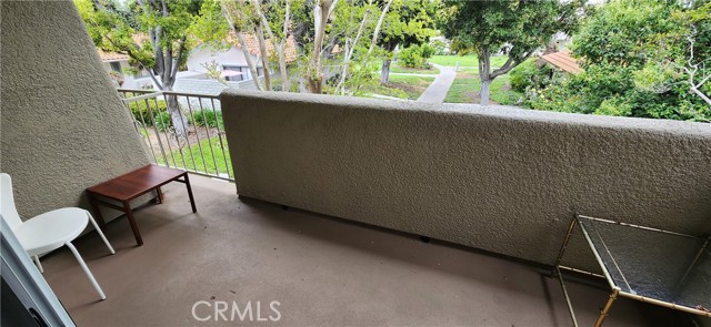 2057 Via Mariposa E, Laguna Woods CA: https://media.crmls.org/medias/3f2201cf-d4a1-4c7b-ba00-c3782719f198.jpg