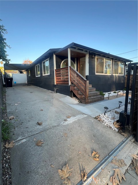 3439 Plata Street, Los Angeles CA: https://media.crmls.org/medias/3f221948-9685-483d-bb3f-9070551d9812.jpg