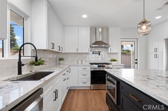 Detail Gallery Image 10 of 27 For 5732 Belgrave Ave, Garden Grove,  CA 92845 - 4 Beds | 2 Baths