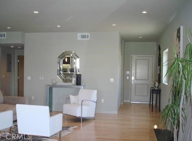 Detail Gallery Image 12 of 12 For 1529 S Westgate Ave #202,  Los Angeles,  CA 90025 - 2 Beds | 2/1 Baths