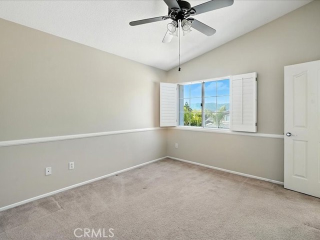 Detail Gallery Image 31 of 45 For 14433 Grandifloras Rd, Canyon Country,  CA 91387 - 4 Beds | 3 Baths