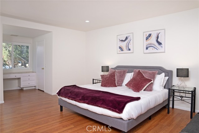 Detail Gallery Image 28 of 70 For 10660 Melvin Ave, Porter Ranch,  CA 91326 - 5 Beds | 3/1 Baths