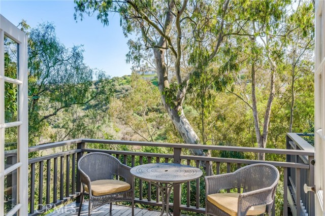 Detail Gallery Image 28 of 34 For 724 Poppy Ave, Corona Del Mar,  CA 92625 - 2 Beds | 1 Baths