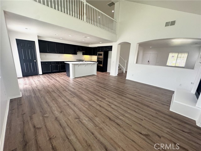 Detail Gallery Image 8 of 28 For 33793 Salvia Ln, Murrieta,  CA 92563 - 3 Beds | 3 Baths