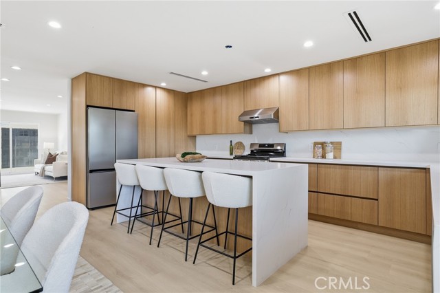 Detail Gallery Image 15 of 46 For 9651 Comanche, Chatsworth,  CA 91311 - 3 Beds | 2 Baths