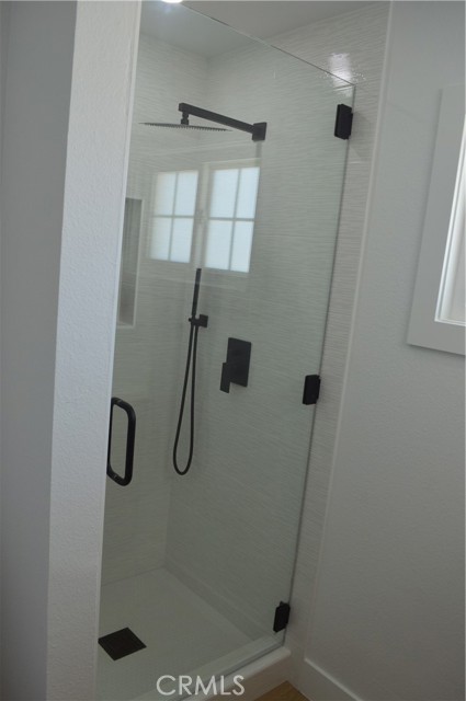 15882 Malm Circle, Huntington Beach CA: https://media.crmls.org/medias/3f24144c-0669-45b8-890a-addaeff913ce.jpg