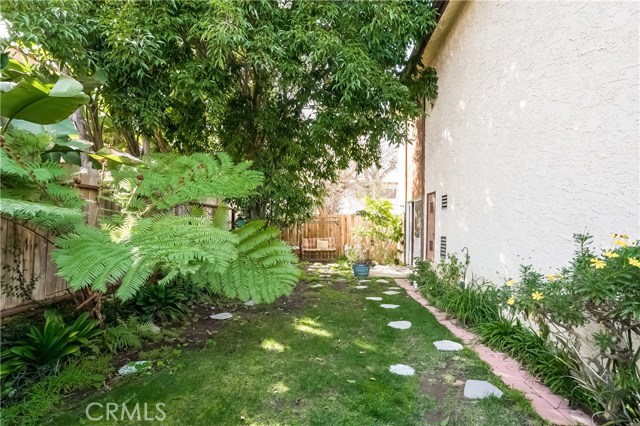 2014 Warfield Avenue, Redondo Beach, California 90278, 2 Bedrooms Bedrooms, ,1 BathroomBathrooms,Residential,Sold,Warfield,SB17032190