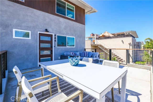 Detail Gallery Image 3 of 34 For 444 Seaward, Corona Del Mar,  CA 92625 - 2 Beds | 1/1 Baths