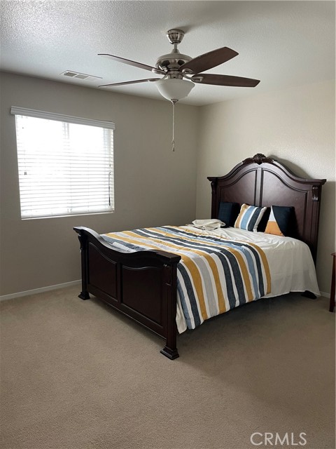 Detail Gallery Image 14 of 22 For 612 W Packwood, Visalia,  CA 93277 - 5 Beds | 3/1 Baths