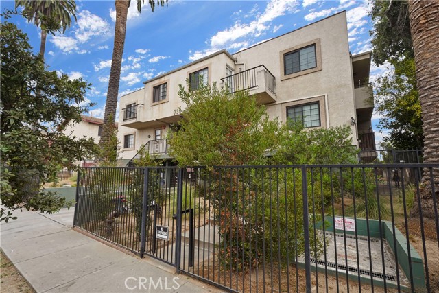 Detail Gallery Image 33 of 40 For 736 N Garfield Ave #107,  Pasadena,  CA 91104 - 3 Beds | 2/1 Baths