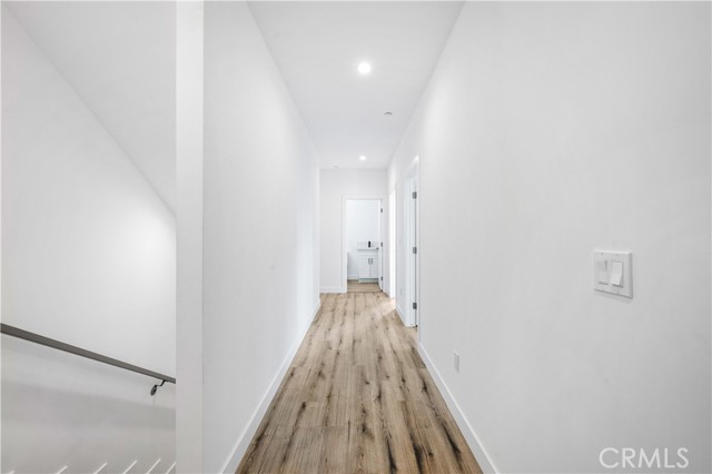 Detail Gallery Image 15 of 36 For 5000 Cleon #1/2,  North Hollywood,  CA 91601 - 4 Beds | 3 Baths