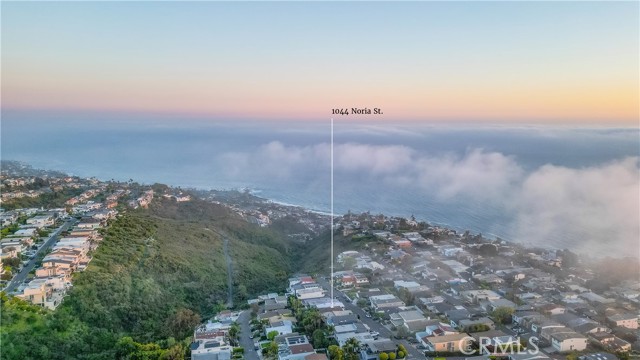 Detail Gallery Image 62 of 70 For 1044 Noria St, Laguna Beach,  CA 92651 - 4 Beds | 3/1 Baths