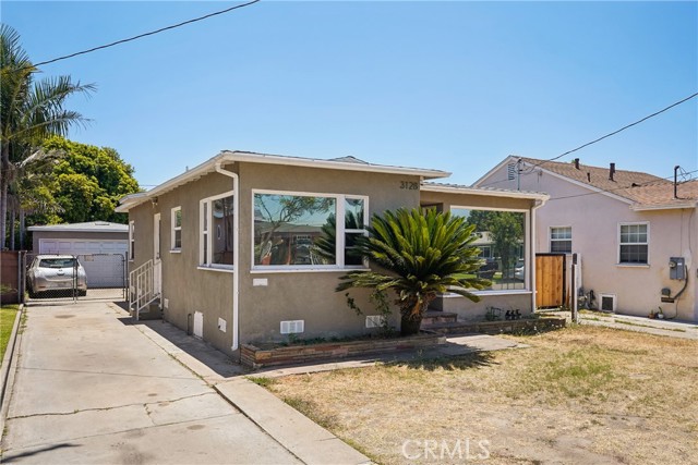 Detail Gallery Image 4 of 30 For 3128 W 110th St, Inglewood,  CA 90303 - 3 Beds | 2 Baths