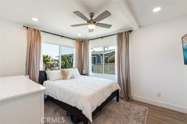 1320 Bush Street, San Diego CA: https://media.crmls.org/medias/3f284c23-e11e-46af-bcd0-f43c38905cf6.jpg