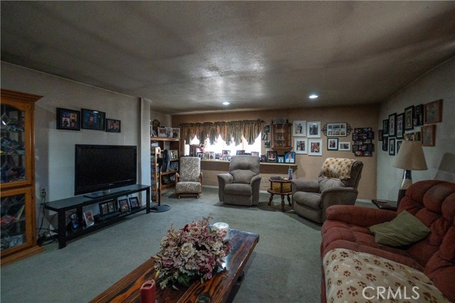 22731 Bryman Road, Oro Grande CA: https://media.crmls.org/medias/3f284e96-17a0-4c07-b502-5b77ca4d5736.jpg
