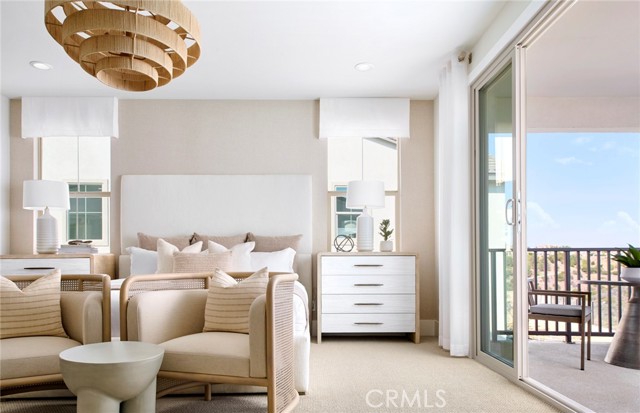 Detail Gallery Image 12 of 15 For 21208 Currant Court Pl, Chatsworth,  CA 91311 - 5 Beds | 5/2 Baths