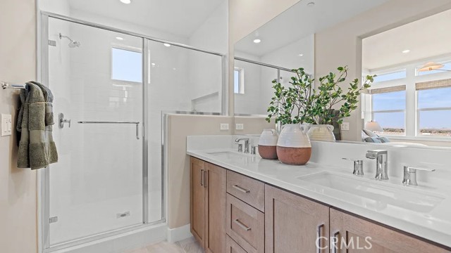 Detail Gallery Image 12 of 36 For 840 Sonia, Irvine,  CA 92618 - 4 Beds | 3/1 Baths