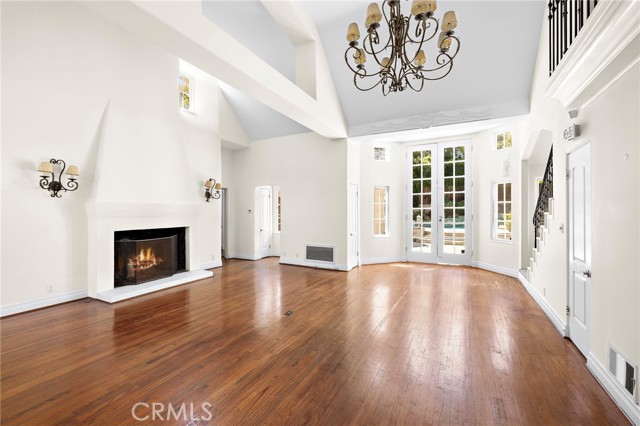 1181 Old Mill Rd, San Marino CA: https://media.crmls.org/medias/3f2a3eae-3d5a-4e7d-9004-4ef8019ede36.jpg