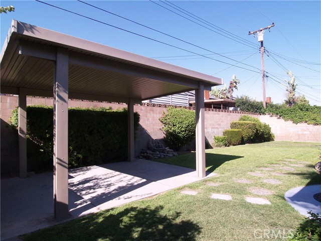 5554 La Deney E Street, Montclair CA: https://media.crmls.org/medias/3f2aac19-4e7a-48be-b8ec-eb189e53f8db.jpg