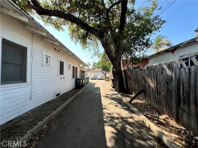 3855 Maine Avenue, Baldwin Park CA: https://media.crmls.org/medias/3f2addf1-d3be-4797-9e54-8c645e144a55.jpg