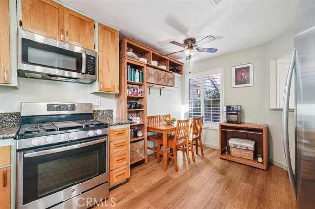 Detail Gallery Image 7 of 24 For 1130 Portofino Ct #103,  Corona,  CA 92881 - 3 Beds | 2/1 Baths