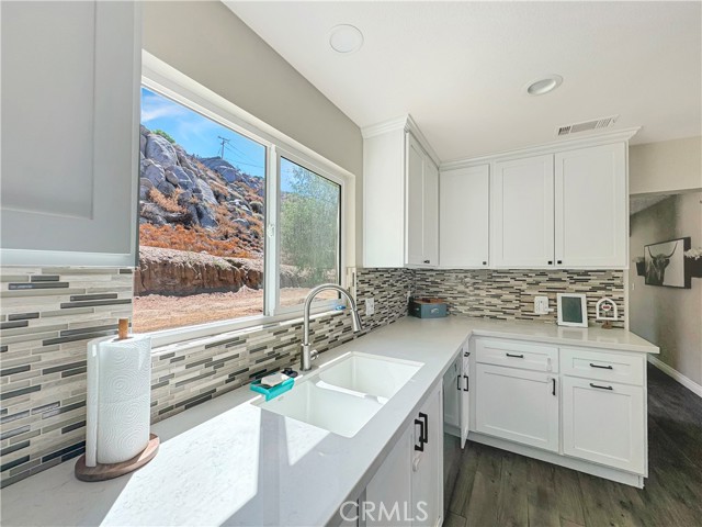 Detail Gallery Image 7 of 75 For 34515 Voltaire, Nuevo,  CA 92567 - 3 Beds | 2/1 Baths