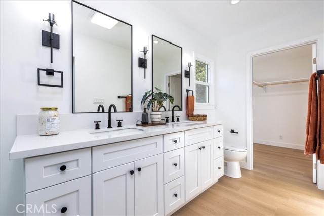 5447 Columbus Avenue, Sherman Oaks CA: https://media.crmls.org/medias/3f2bea28-6f87-4634-ba89-f22a1d7b3690.jpg