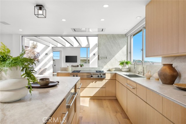 324 17th, Manhattan Beach, California 90266, 4 Bedrooms Bedrooms, 0 ,5 BathroomsBathrooms,Residential,For Sale,17th,0,SB26133569