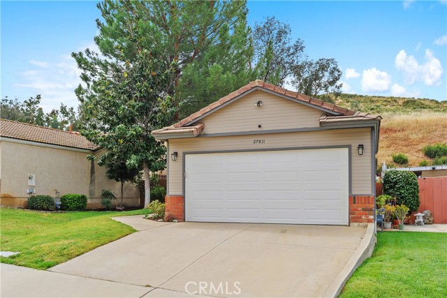 Detail Gallery Image 2 of 44 For 27811 Hillpointe Drive, Menifee,  CA 92585 - 3 Beds | 2 Baths