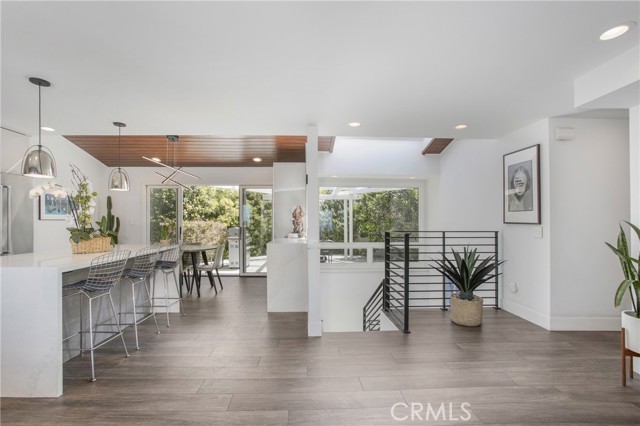 Detail Gallery Image 5 of 42 For 546 Temple Hills, Laguna Beach,  CA 92651 - 3 Beds | 3 Baths