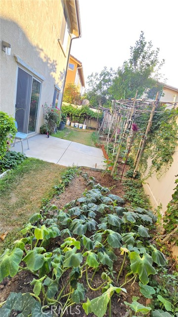 1063 S Reservoir Street, Pomona CA: https://media.crmls.org/medias/3f2ed7b5-ae86-46b6-bae7-6c96c63fa5fe.jpg