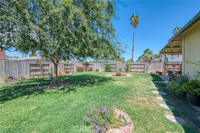 1430 W Bush Street, Lemoore CA: https://media.crmls.org/medias/3f2ee169-4efc-46ee-b6cc-3971a16f6046.jpg