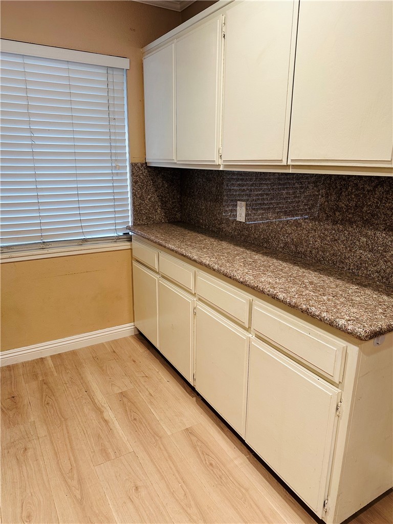 Detail Gallery Image 5 of 23 For 2220 E Chapman Ave #34,  Fullerton,  CA 92831 - 2 Beds | 2/1 Baths