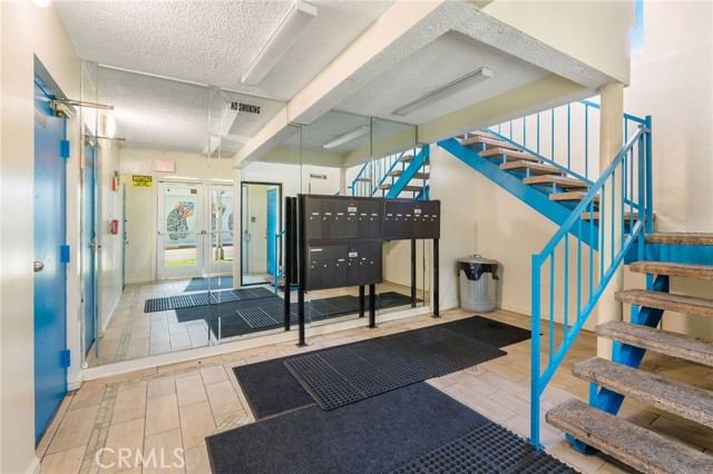1225 Bennett Avenue, Long Beach CA: https://media.crmls.org/medias/3f2ffa57-31c0-4530-b01c-2358123b972c.jpg