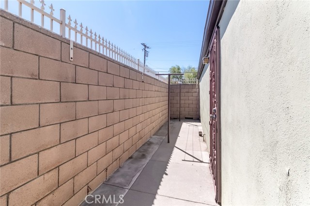Detail Gallery Image 38 of 38 For 16646 Athol St, Fontana,  CA 92335 - 3 Beds | 2 Baths